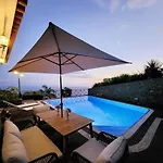 Villa Ocean Wave - Oversized Pool & Stunning Ocean Views