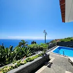 Villa Ocean Wave - Oversized Pool & Stunning Ocean Views *