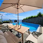 Ocean Wave - Oversized Pool & Stunning Ocean Views Villa