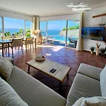 Ocean Wave - Oversized Pool & Stunning Ocean Views Villa