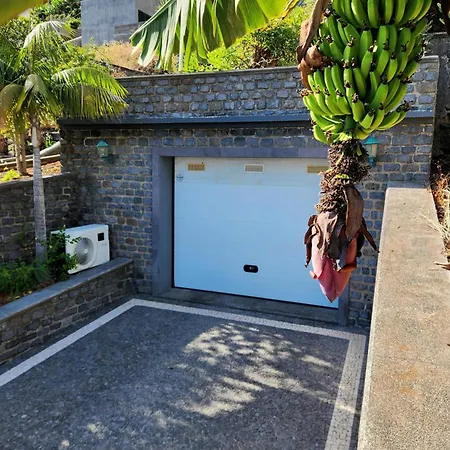 Ocean Wave - Oversized Pool & Stunning Ocean Views Вилла *