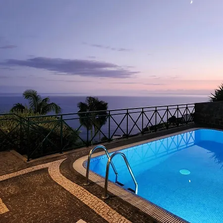 Вилла Ocean Wave - Oversized Pool & Stunning Ocean Views Кальета