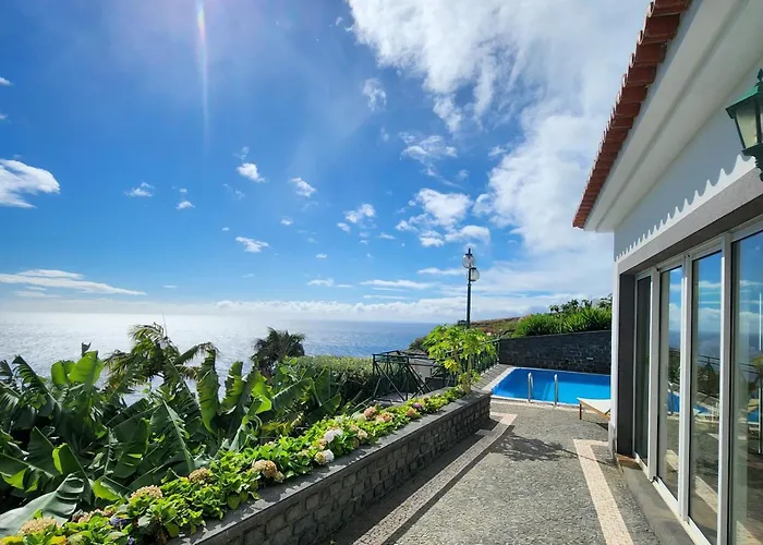 Ocean Wave - Oversized Pool & Stunning Ocean Views Calheta (Madeira)