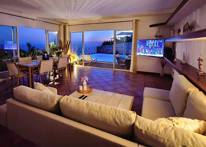 Villa Ocean Wave - Oversized Pool & Stunning Ocean Views