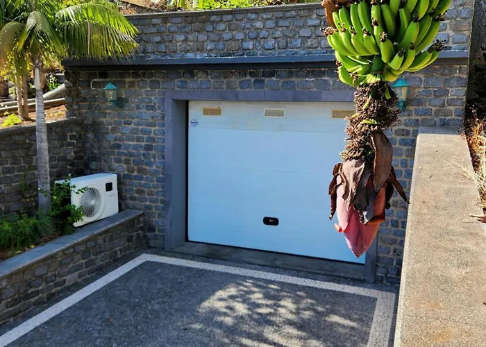 Ocean Wave - Oversized Pool & Stunning Ocean Views Vila *