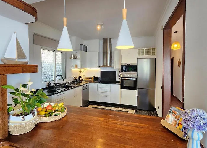 Ocean Wave - Oversized Pool & Stunning Ocean Views * Calheta (Madeira)