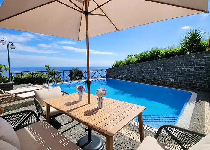 Ocean Wave - Oversized Pool & Stunning Ocean Views Vila