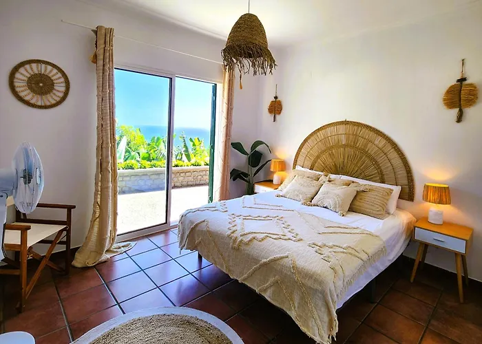 Villa Ocean Wave - Oversized Pool & Stunning Ocean Views *