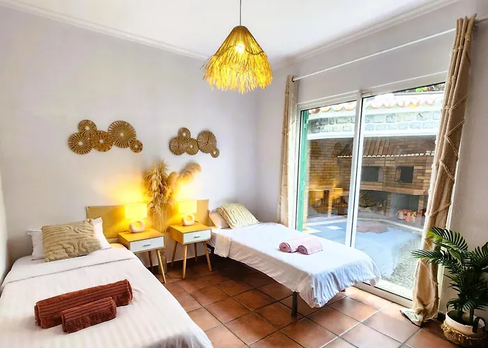 Ocean Wave - Oversized Pool & Stunning Ocean Views Villa