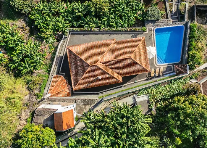 Ocean Wave - Oversized Pool & Stunning Ocean Views * Calheta (Madeira)