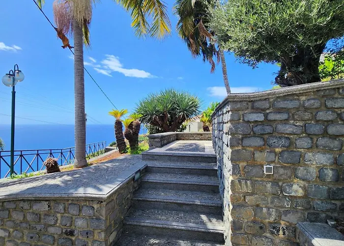 Vila Ocean Wave - Oversized Pool & Stunning Ocean Views