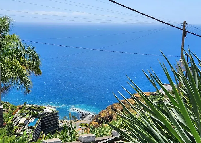 Ocean Wave - Oversized Pool & Stunning Ocean Views Calheta (Madeira)